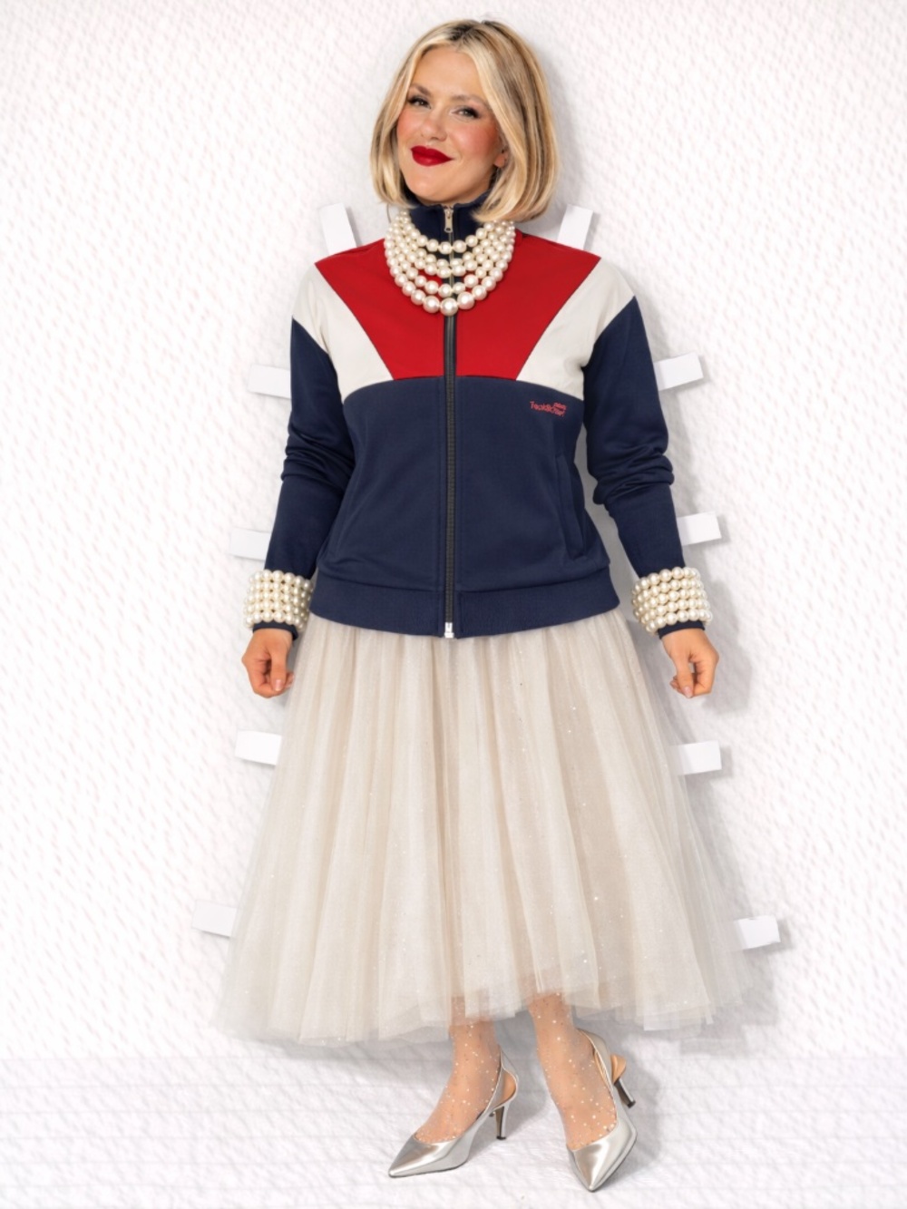 VINTAGE 80S TRACK jacket, retro, old money, sporty size medium